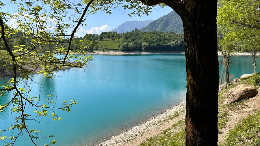 Lago di Tenno